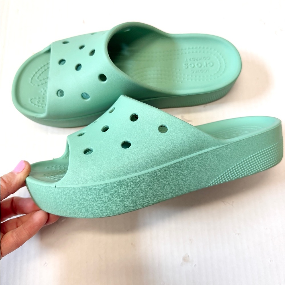 Crocs Platform Slide Womens 5 Jade Stone